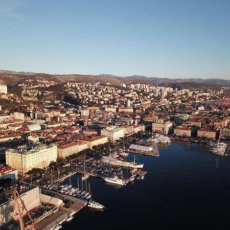 Apartments Budin Adri & Robi Rijeka City Center Bagian luar foto